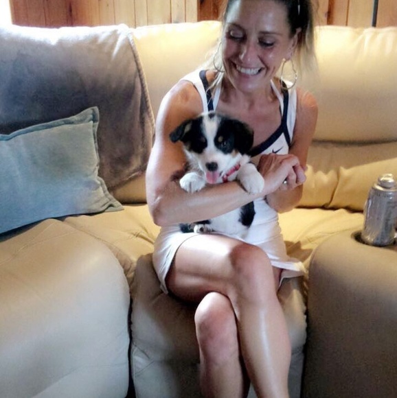 Meet your Posher, Doris - Picture 2 of 4